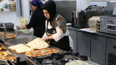Diyarbakır Gastro İnovasyon Merkezi'nde tescilli yöresel ürünlerin pizza ile buluşturulacağı