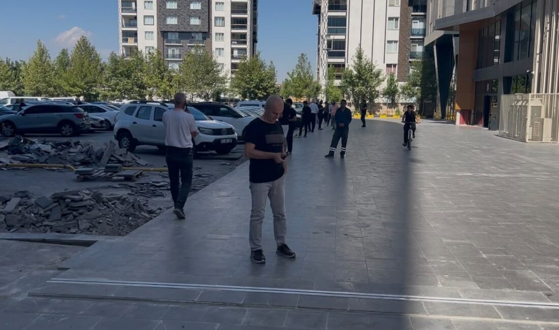 Merkez üssü Şanlıurfa Karaköprü olan 5.4 büyüklüğündeki deprem, Diyarbakır’da da