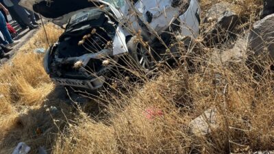 Diyarbakır'ın Sur ilçesinde tır ile otomobilin çarpışması sonucu meydana gelen