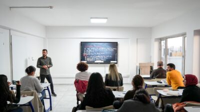 Diyarbakır Büyükşehir Belediyesinin çok dilli hizmet anlayışı doğrultusunda düzenlediği dil