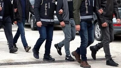İstanbul'da terör örgütlerine yönelik düzenlenen operasyonlarda 39 şüpheli yakalanarak gözaltına