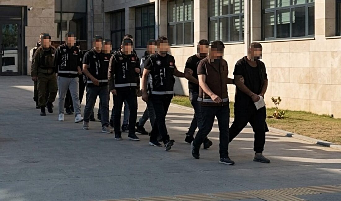 Afyonkarahisar merkezli 9 ilde polis süsü verilerek gerçekleştirilen 11 milyonluk