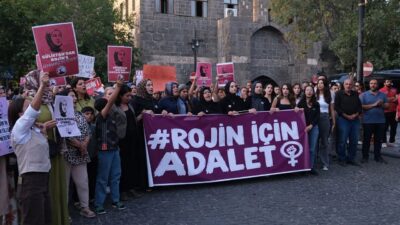 Diyarbakır’da kadınlar, Van’da yaşamını yitiren Rojin Kabaiş için adalet talebiyle