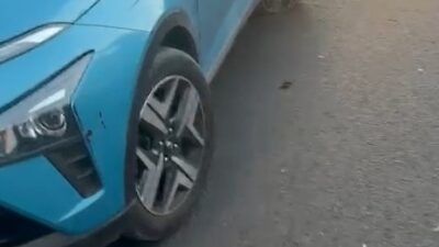 Diyarbakır’da ehliyetsiz olduğu öğrenilen sürücü, dönüş yaparken başka bir araçla