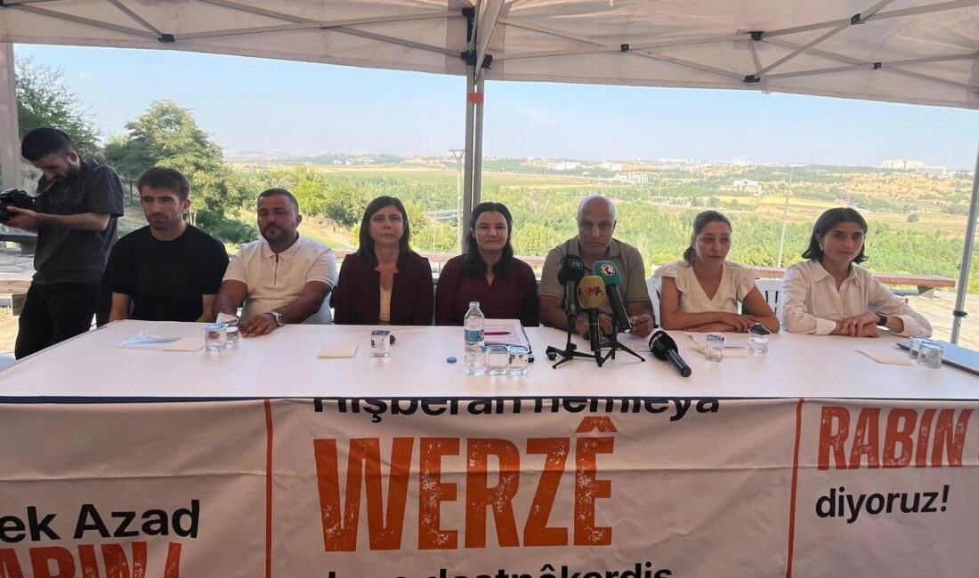 Bağımlılıkla Mücadele Platformu’nun düzenlediği açıklamada uyuşturucuyla mücadelenin yalnızca güvenlik politikalarıyla