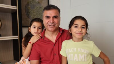 Diyarbakır'da yaşayan 10 yaşındaki Roza, dijital ortamda izlediği Güney Kore