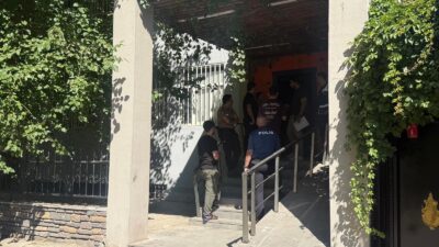 Diyarbakır'ın Yenişehir ilçesinde önceden mühürlenen eğlence mekanının, bitişiğinde bulunan eski
