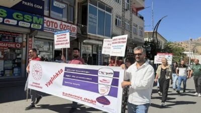 Diyarbakır'ın Çermik ilçesinde obeziteye karşı farkındalık oluşturmak için yürüyüş düzenlendi.
