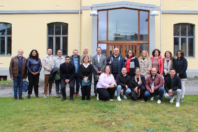 Dicle Üniversitesi koordinatörlüğünde yürütülen Erasmus+ Öğretmen Akademileri projesi LiTE Academy’nin