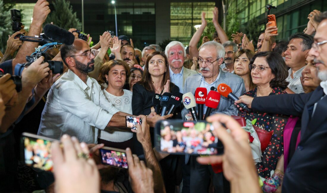Edirne F Tipi Yüksek Güvenlikli Kapalı Cezaevi’nden tahliye olan Diyarbakır