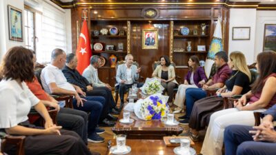 Büyükşehir Belediye Eşbaşkanları Serra Bucak ve Emin Ay,  Diyarbakır