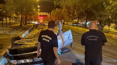 Diyarbakır'ın Ergani ilçesinde otomobilin takla atması sonucu sürücü ağır yaralandı.

