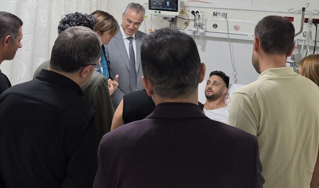 Amed Sportif Faaliyetler-Trabzonspor karşılaşması için kente gelen Trabzonspor taraftarlarını taşıyan