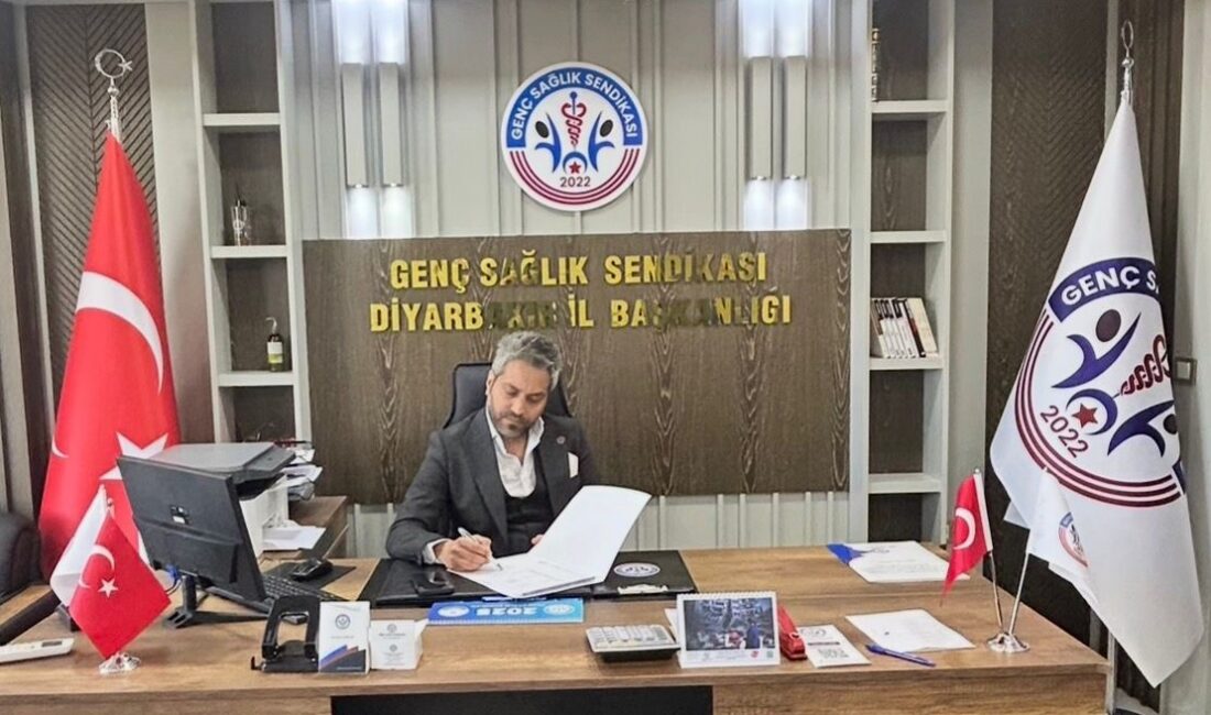 Genç Sağlık Sendikası Diyarbakır Şubesi, üniversitelerde görev yapan idari personelin