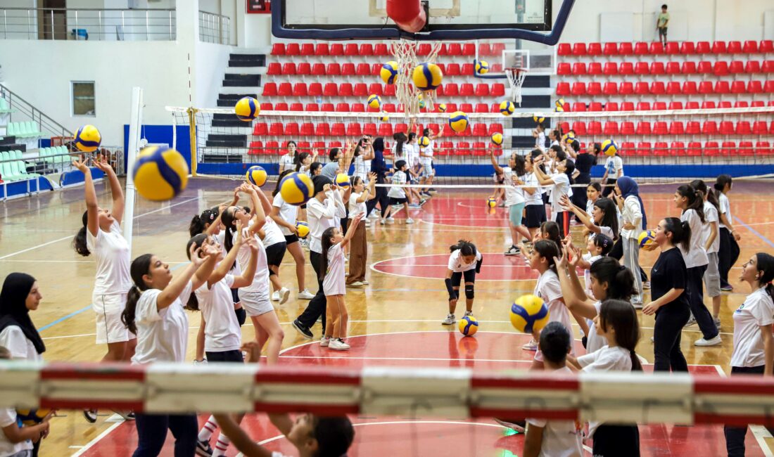 Diyarbakır Büyükşehir Belediyesinin çocukların yaz tatilini sporla iç içe geçirmeleri