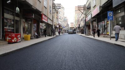 Diyarbakır Büyükşehir Belediyesi, Kayapınar ilçesindeki Abdulkadir Aksu Caddesi ile Bağlar