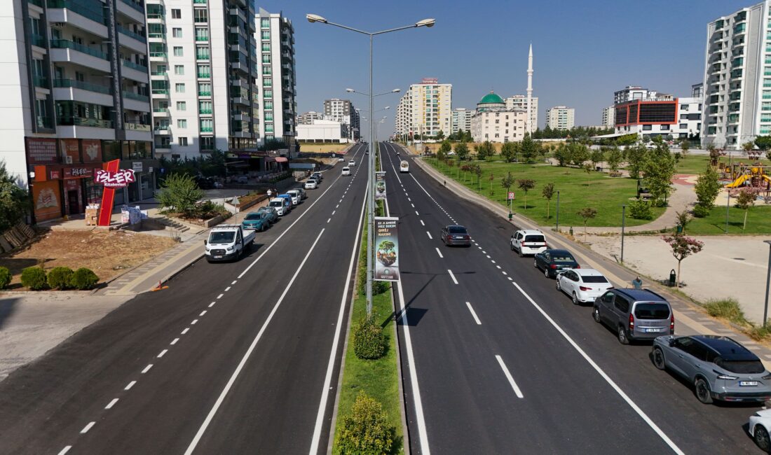 Diyarbakır Büyükşehir Belediyesi, asfalt yapım ve yenileme çalışmaları tamamlanan yollarda