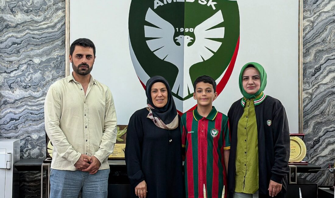 Amedspor, Büyükşehir Belediyesinin halk toplantısında akademisinde futbol oynamak istediğini dile