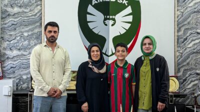 Amedspor, Büyükşehir Belediyesinin halk toplantısında akademisinde futbol oynamak istediğini dile