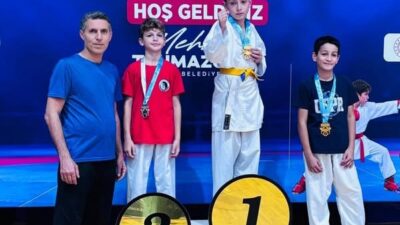 Gaziantep’te düzenlenen Spor Toto Yıldızlar Ligi 3. etap karate müsabakalarında,