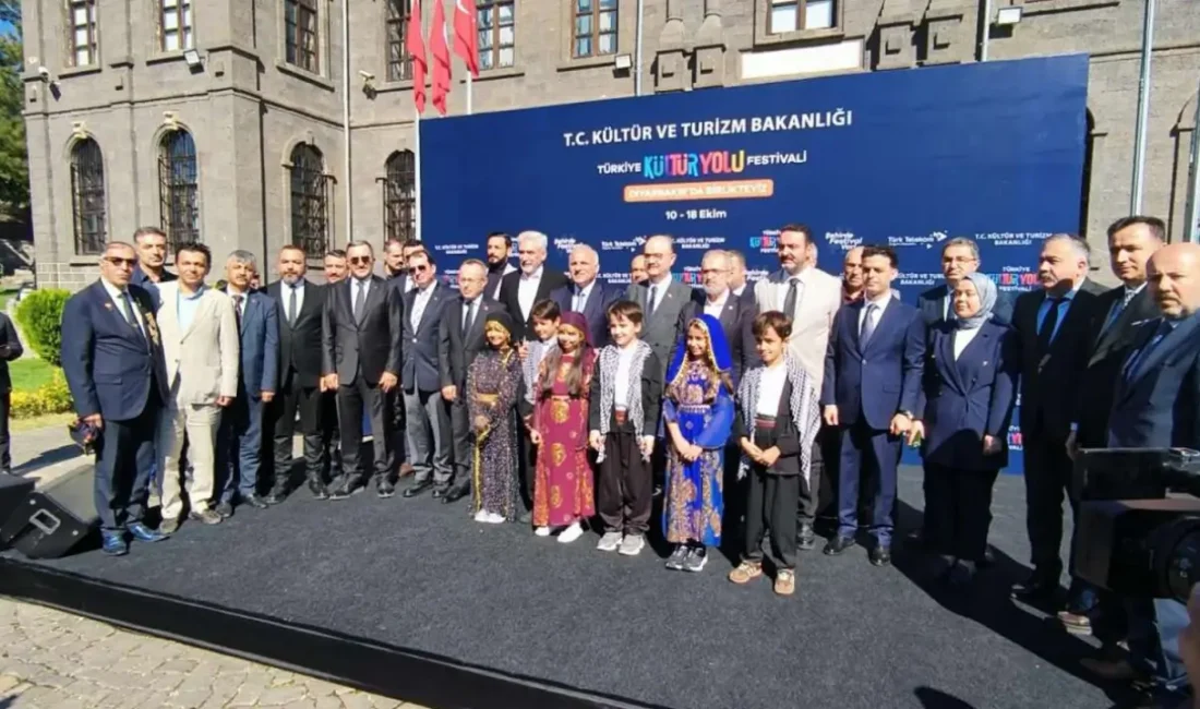 Diyarbakır’da bu yıl 5’incisi düzenlenen Kültür Yolu Festivali, Müze yerleşkesinde