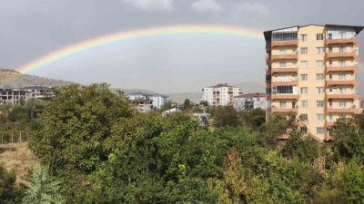 Diyarbakır’ın Dicle ilçesinde gün içinde ara ara yağan yağmurla birlikte