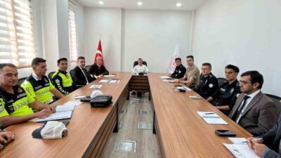 Diyarbakır’ın Dicle ilçesinde, okulların güvenliği ve eğitim-öğretim faaliyetlerinin ele alındığı