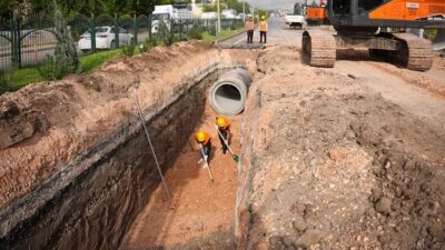 Seyrantepe Kavşağı ile 400 Evler Kavşağı arasındaki yolun çalışmalardan dolayı