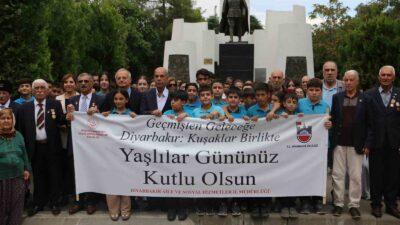 Diyarbakır’da 1 Ekim Dünya Yaşlılar Günü dolayısıyla toplumsal dayanışma ve