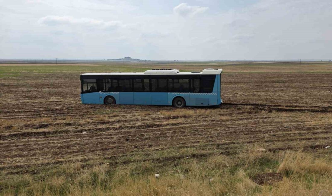 Diyarbakır’da ilçeler arası yolcu taşıyan otobüs, sürücüsünün direksiyon hakimiyetini kaybetmesi