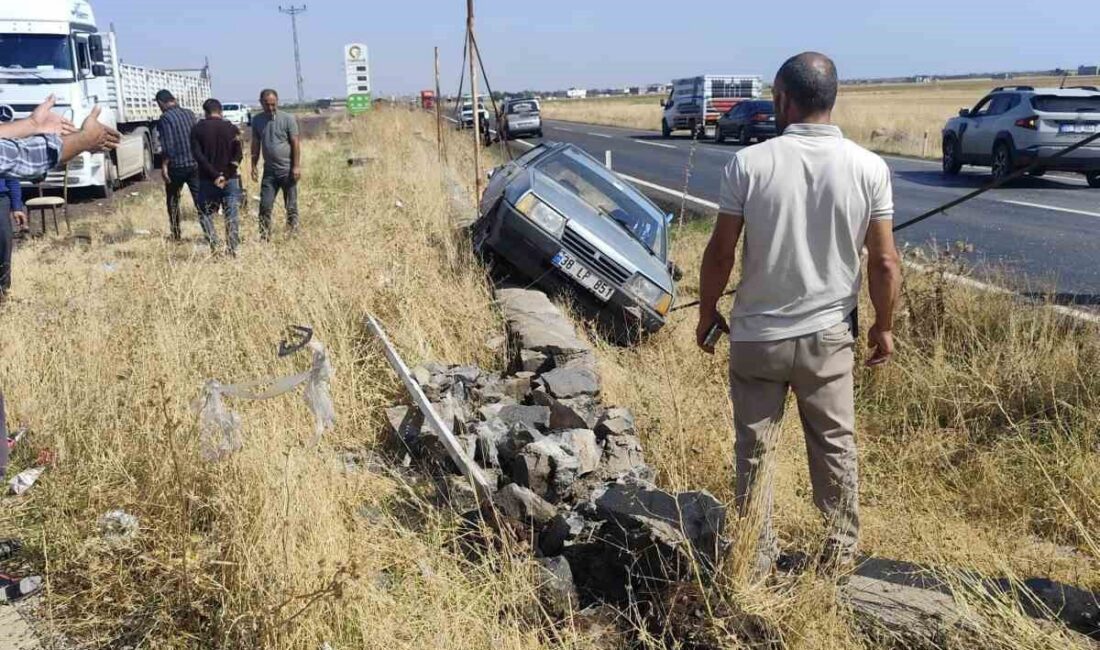 Diyarbakır’ın Çınar ilçesinde iki aracın çarpışması sonucu meydana gelen trafik