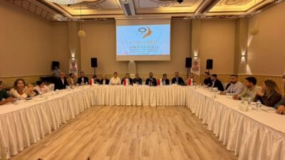 Diyarbakır’a gelen Ermeni heyeti adına konuşan Vazgen Karapetyan, “Geçmişin acılarını