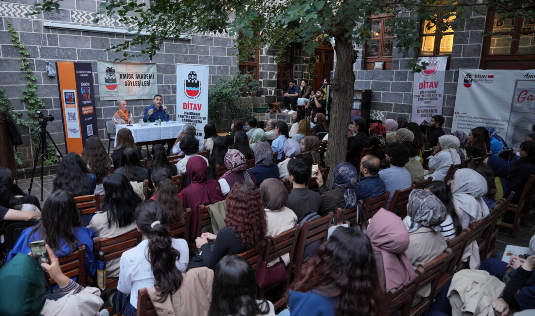 Kültür ve Turizm Bakanlığı tarafından düzenlenen Diyarbakır Kültür Yolu Festivali,