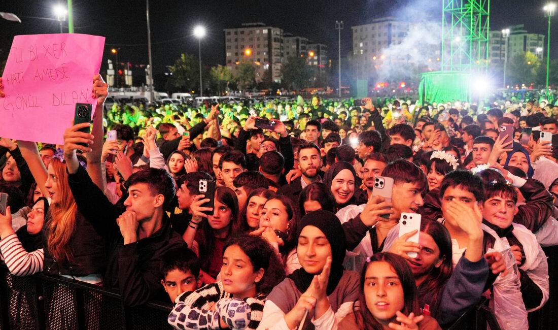 Kültür ve Turizm Bakanlığı tarafından düzenlenen Diyarbakır Kültür Yolu Festivali,